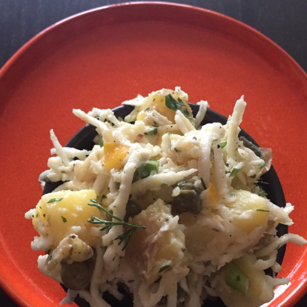 Potatoes, celeriac, capers, herbs and plantbased aioli with preserved lemons.